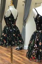 Unique Spaghetti Straps With Appliques Floral Short Prom Dresses
