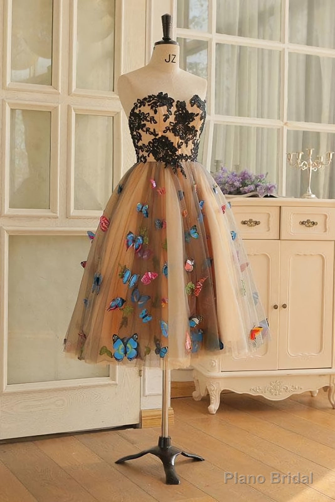 Chic Lace Cheap Sweetheart Champagne Homecoming Dresses Main image