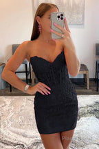 Purple Tight Short Homecoming Dress with Appliques