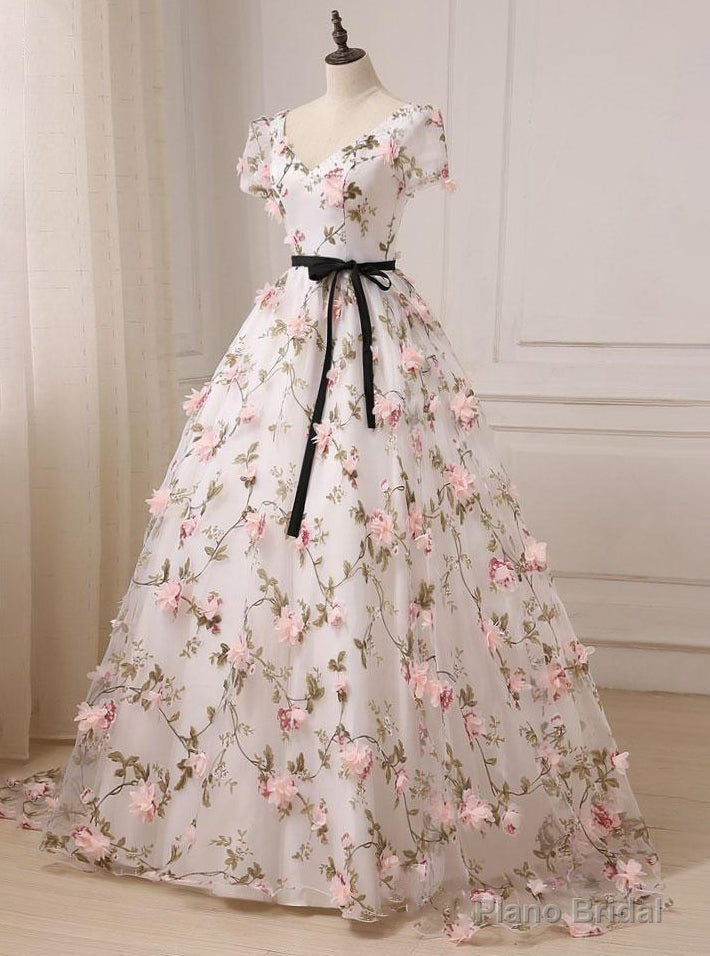 Quinceanera Dress Gorgeous V-neck 3D Floral Lace Ball Gown Long Prom Dresses
