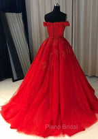 Red Ball Gown Off-the-Shoulder Sleeveless Court Train Tulle Formal Prom Dresses With Pleated Appliqued