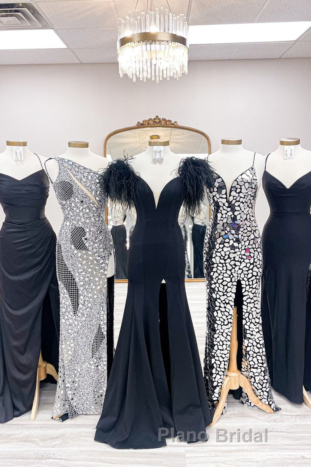 Red Formal Prom Dress Mermaid V Neck Long Party Evening Dress with Feathers