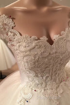 Romantic Lace Pearl Beaded Sweetheart Wedding Dresses Ball Gowns
