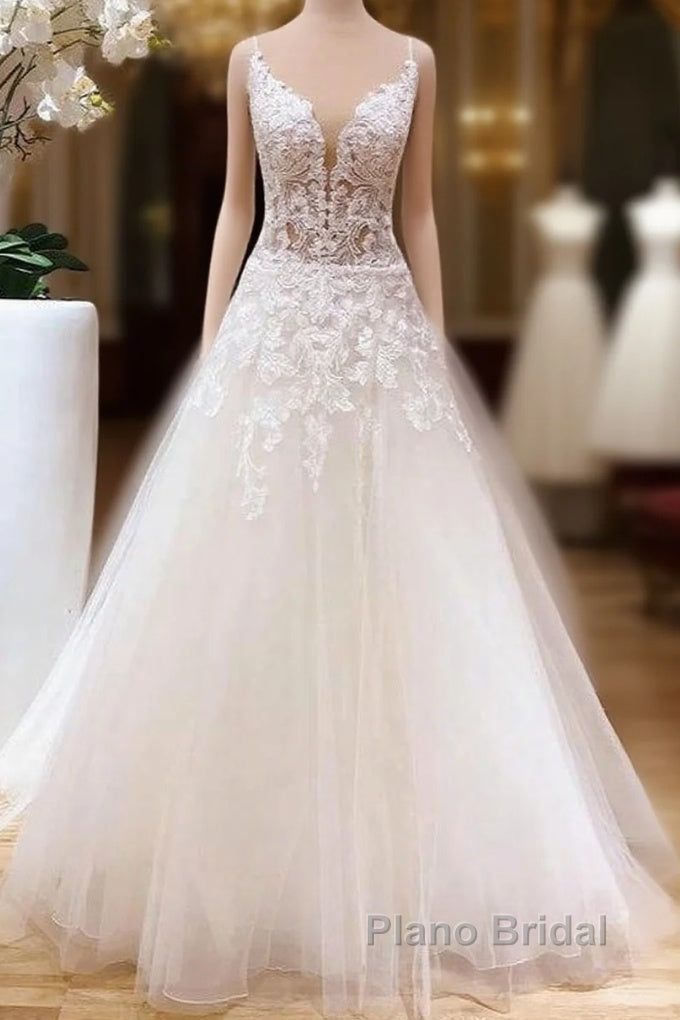 Romantic Long A-line Spaghetti Straps Appliques Lace Tulle Wedding Dress Main image