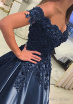 Satin Court Train A-Line/Princess Sleeveless Off-The-Shoulder Prom Dresses With Appliqued