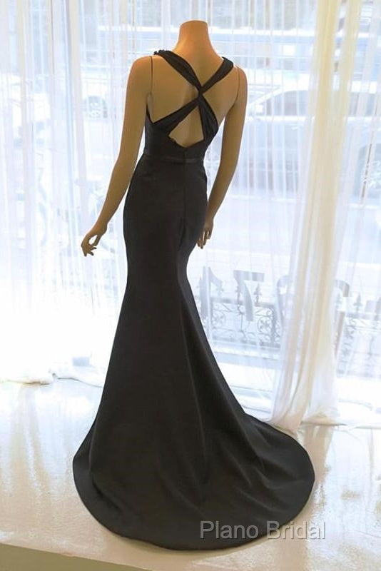 Scoop Neck Long Black Satin Mermaid Formal Dresses