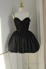 Sexy Ball Gown Spaghetti Straps Black Lace Travel Vacation Dresses Short Satin Birthday Dresses