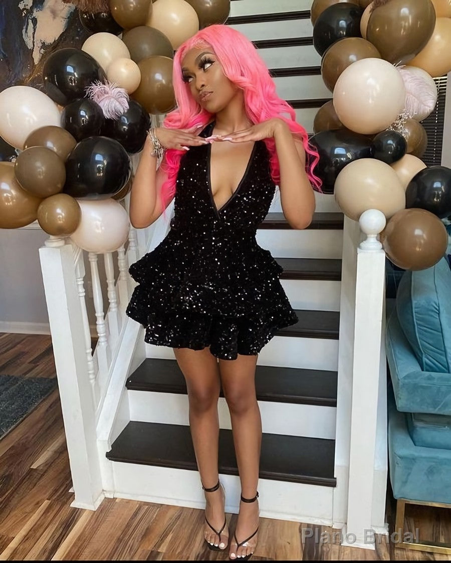 Sexy Black Sparking Short Cocktail Dresses Back Open Tiered Sequin Graduation Gown Parties Night