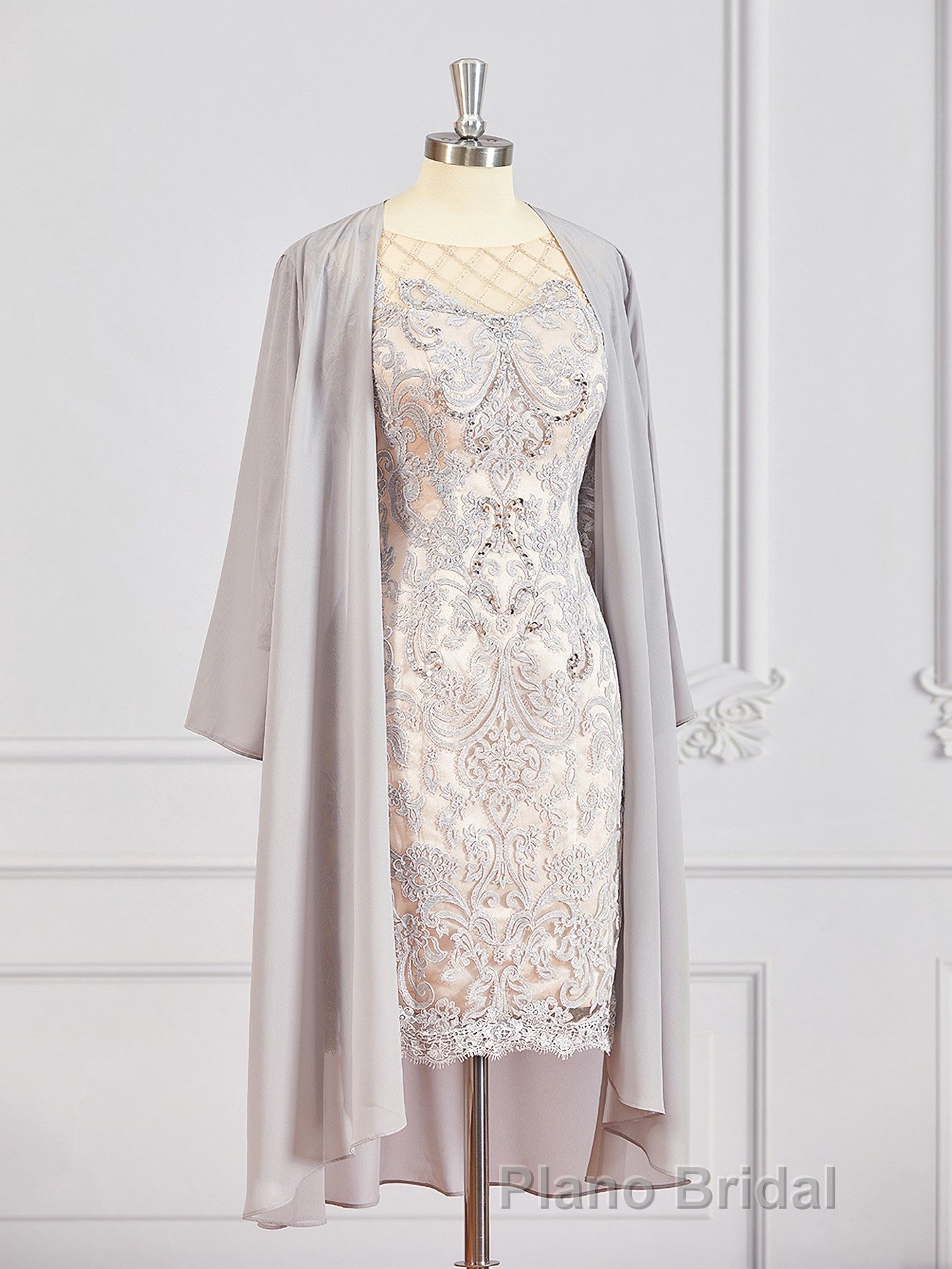 Sheath/Column Bateau Short/Mini Chiffon Mother of the Bride Dresses With Appliques Lace