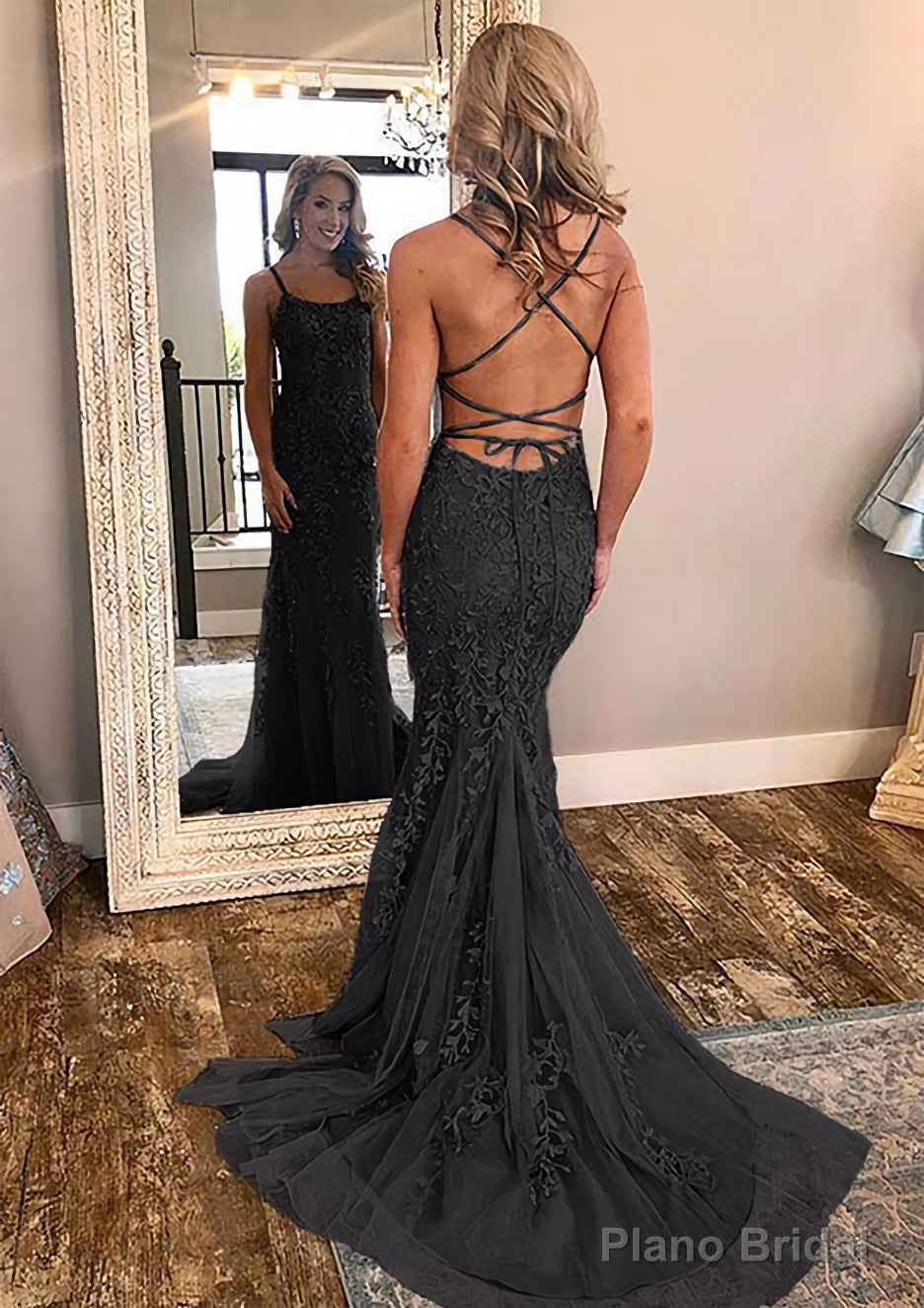 Sheath/Column Square Neckline Sleeveless Court Train Lace Prom Dresses With Appliqued