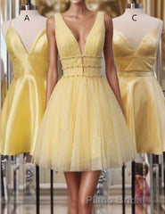 Princess A-line Short Yellow Homecoming Dresses