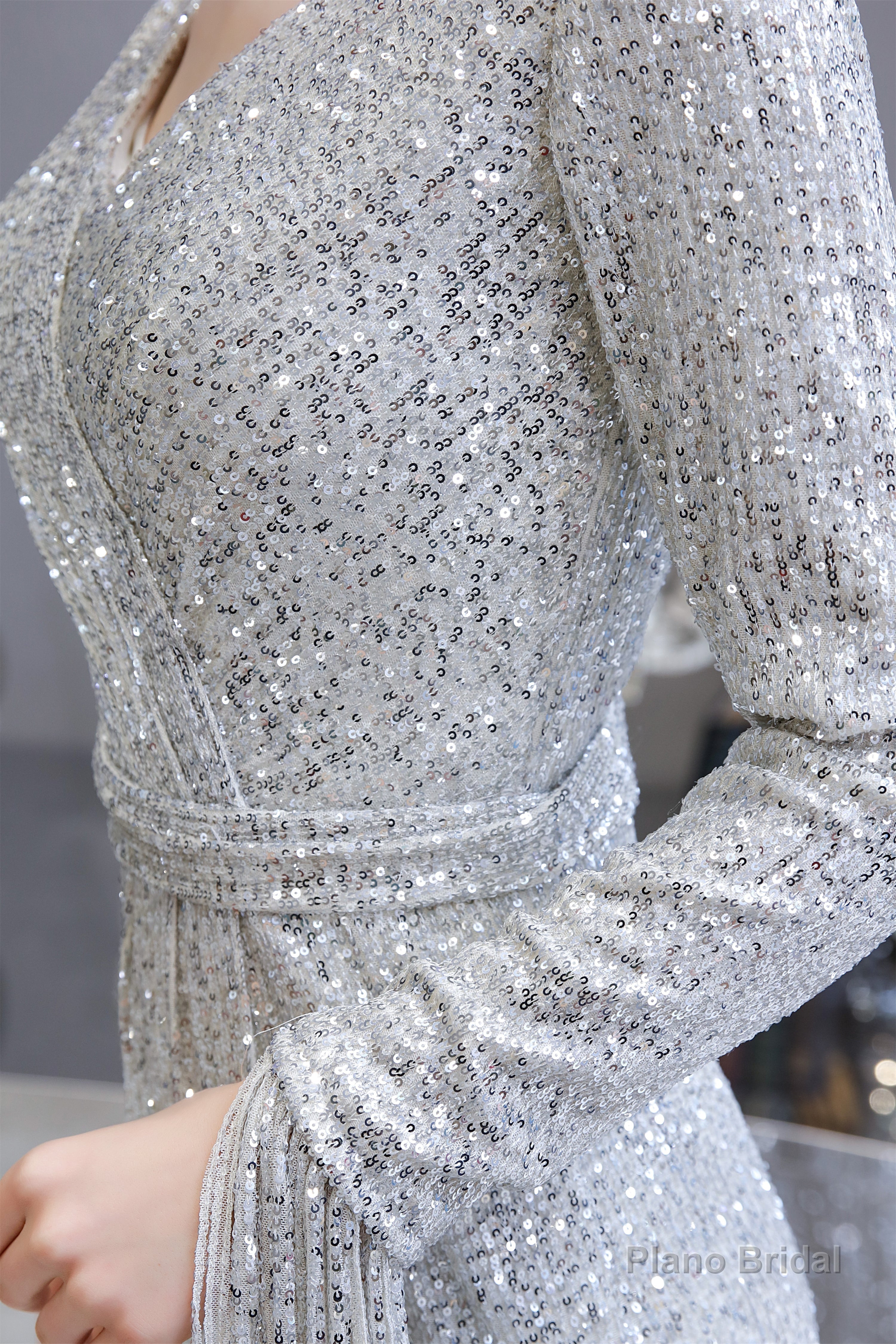 Long Sleeve V Neck Floor Length Crystal Beaded Sequins Mermaid Prom Dresses