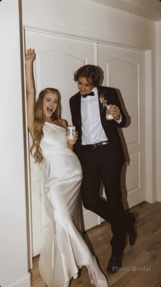 Simple Mermaid Ivory Long Prom Dresses Formal Dress Main image