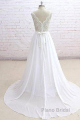 Sleeveless Long Chiffon Wedding Dresses With Lace