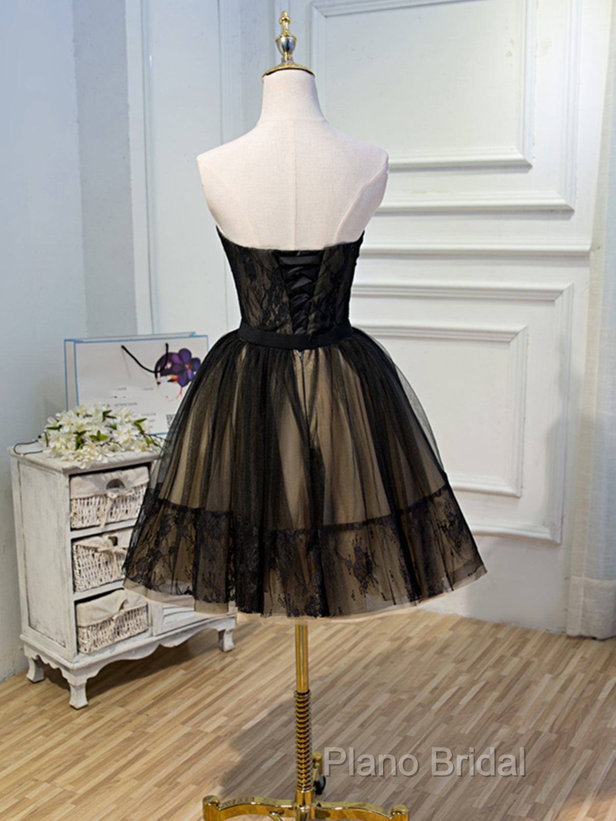 Sweetheart Neck Short Black Lace Formal Prom Dresses, Short Black Lace Graduation Homecoming Dresses Secondary image