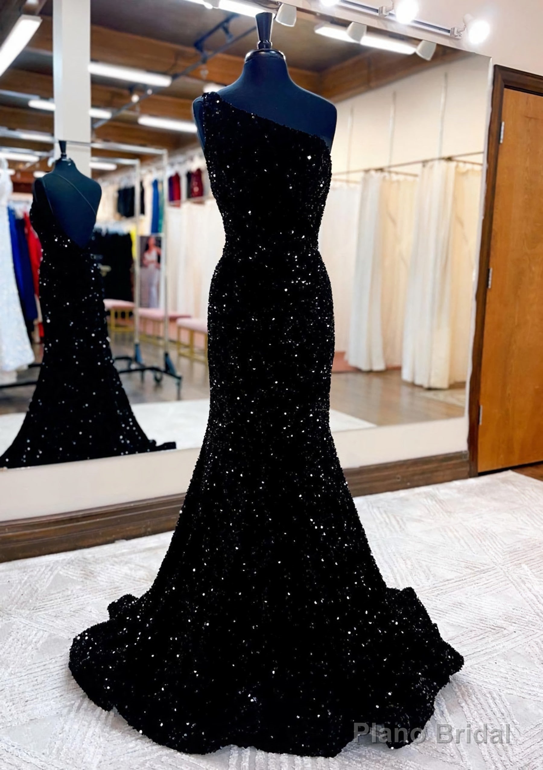 Trumpet/Mermaid One-Shoulder Sleeveless Long/Floor-Length Velvet Sequins Prom Dresses