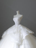 Unique Ball Gown Strapless White Lace Satin Long Wedding Dresses Brides Dresses