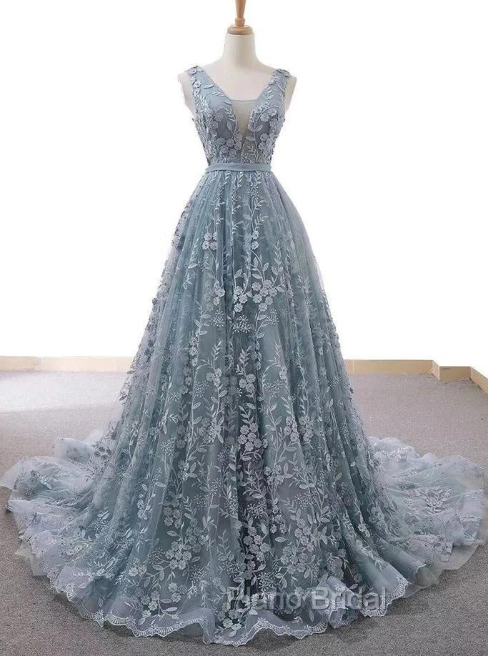 V-Neck Appliques Lace Wedding Dresses With Chapel Train Secondary image