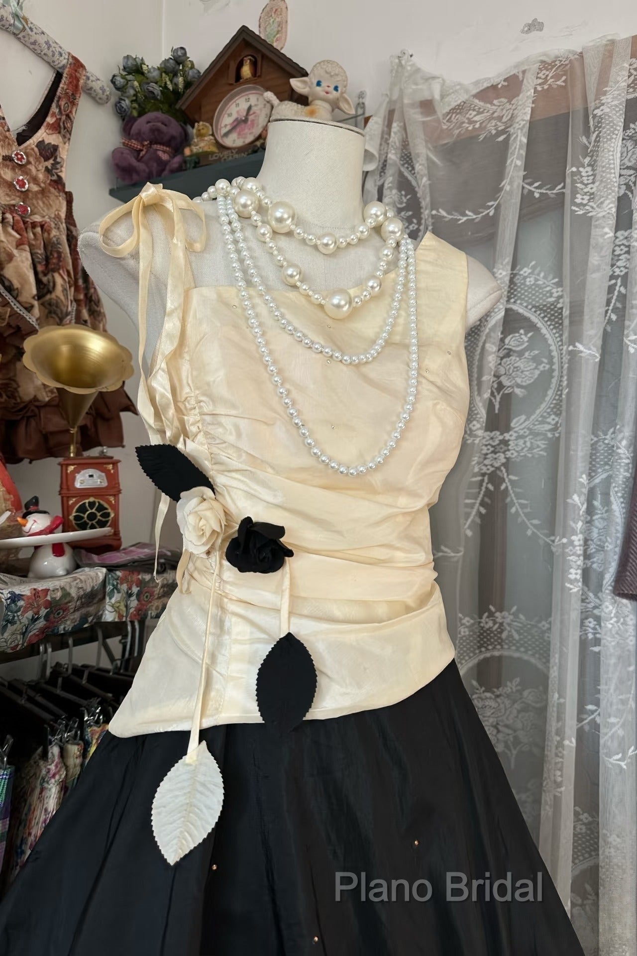 Vintage Ball Gown Sleeveless Long Black Formal Dresses Formal Prom Dresses Secondary image