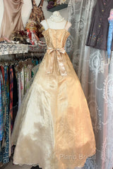 Vintage Ball Gown Spaghetti Straps Sleeveless Long Gold Formal Dresses Formal Prom Dresses