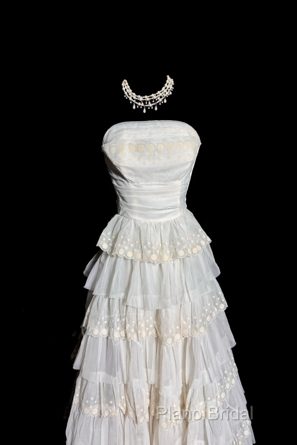 Vintage Ball Gown Strapless White Lace Formal Prom Gown Fairy Formal Prom Dresses