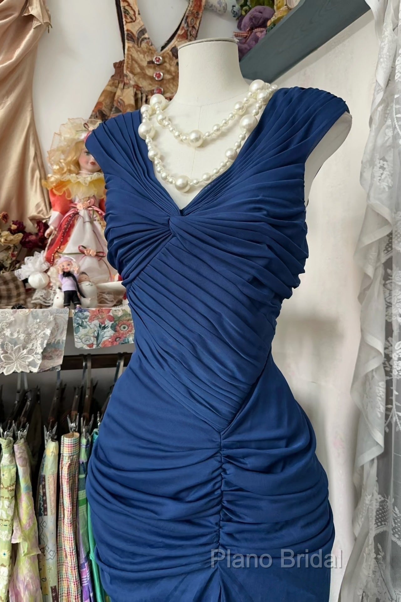 Vintage Fashion Mermaid V Neckline Navy Blue Floor Length Formal Dresses Formal Prom Dresses Secondary image