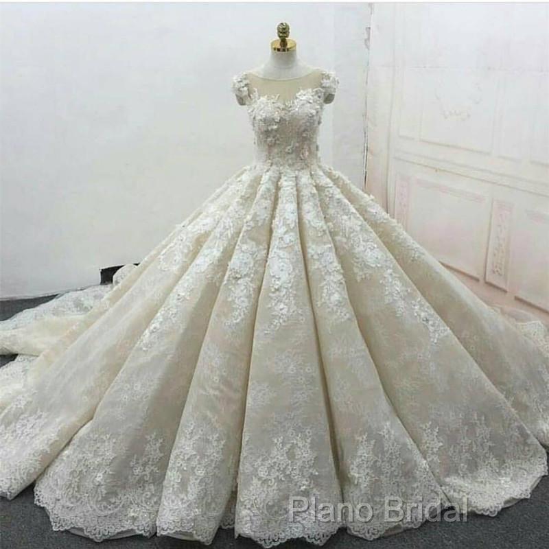 Vintage Lace Cap Sleeves Ball Gowns Wedding Dresses Secondary image
