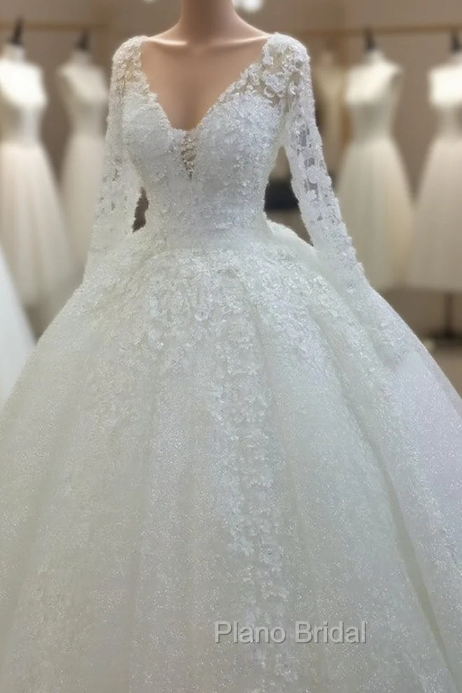 Vintage Lace Wedding Dresses V Neck Long Sleeves With Flowers Main image