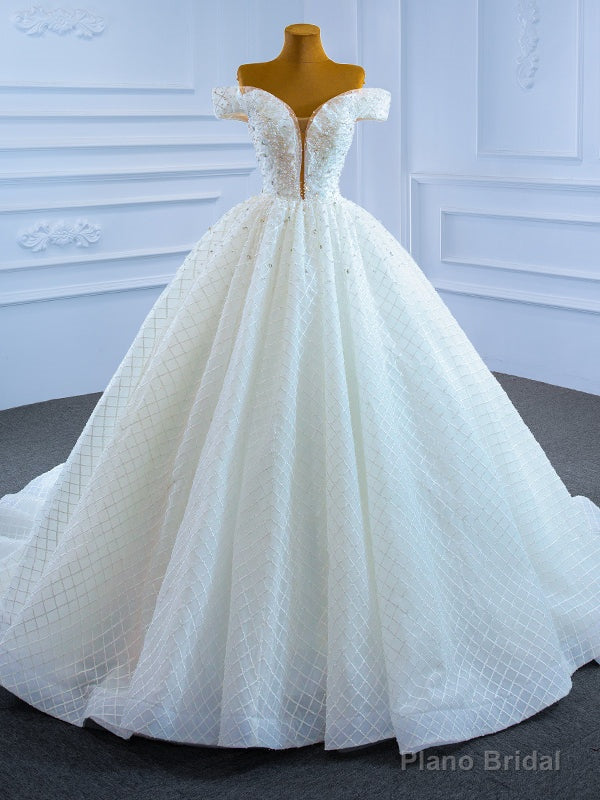 White Ball Gown Tulle Pearls Crystal Wedding Dress Main image