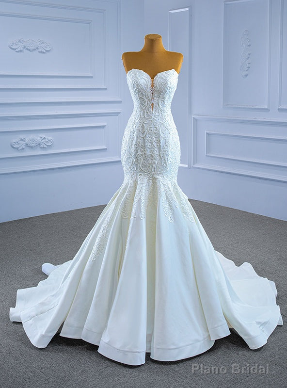 White Mermaid Sweetheart Appliques Beading Wedding Dress Main image