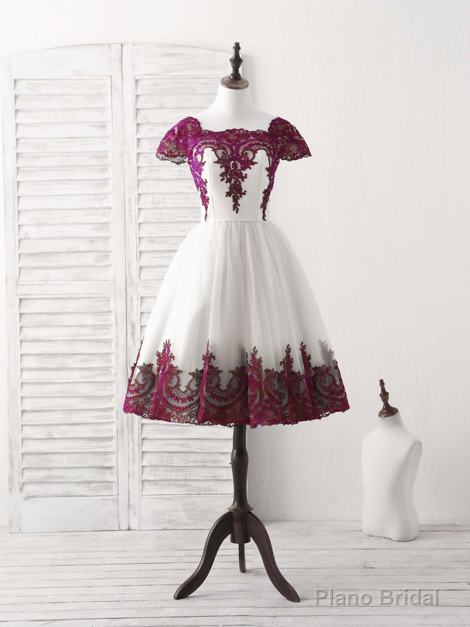 White Tulle Lace Applique Short Prom Dress, Tulle Homecoming Dress