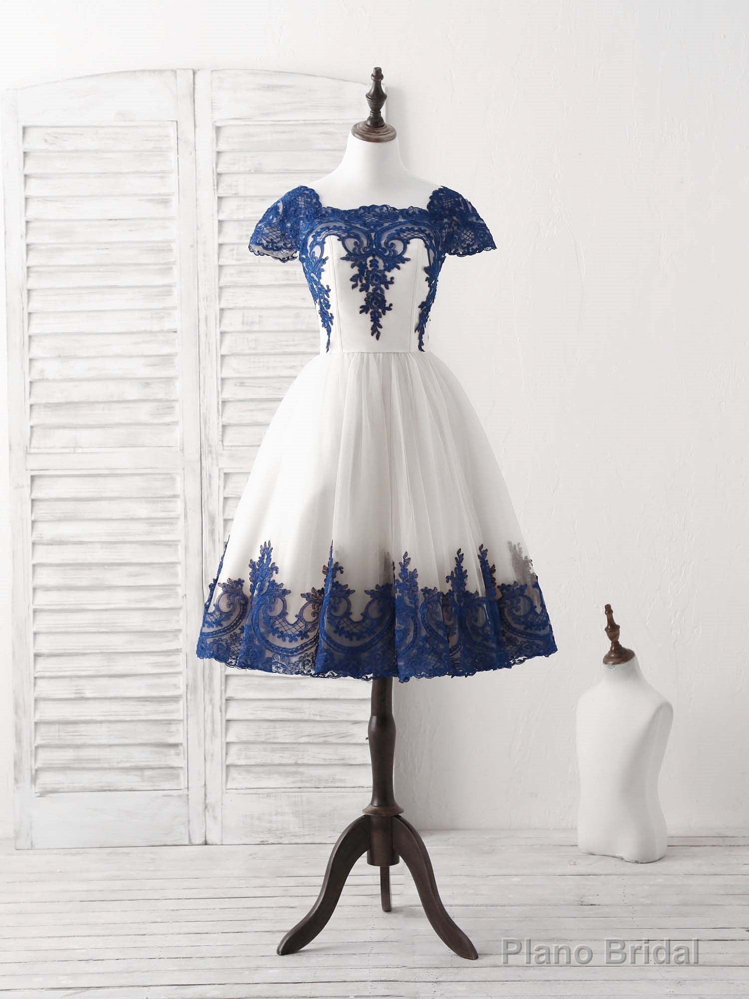 White Tulle Lace Applique Short Prom Dress, Tulle Homecoming Dress Secondary image