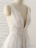 White V Neck Lace Long Prom Dress Backless Lace Evening Dress