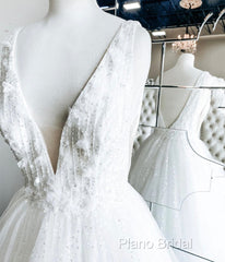 White V Neck Tulle Lace Long Formal Prom Gown Wedding Dresses