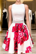 Whte V-Neck Short Homecoming Dresses