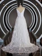 A-Line/Princess Square Cathedral Train Lace Wedding Dresses with Appliques Lace