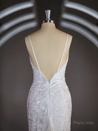 Sheath/Column V-neck Sweep Train Lace Wedding Dresses with Appliques Lace