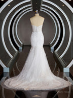 Trumpet/Mermaid Sweetheart Court Train Tulle Wedding Dresses with Appliques Lace